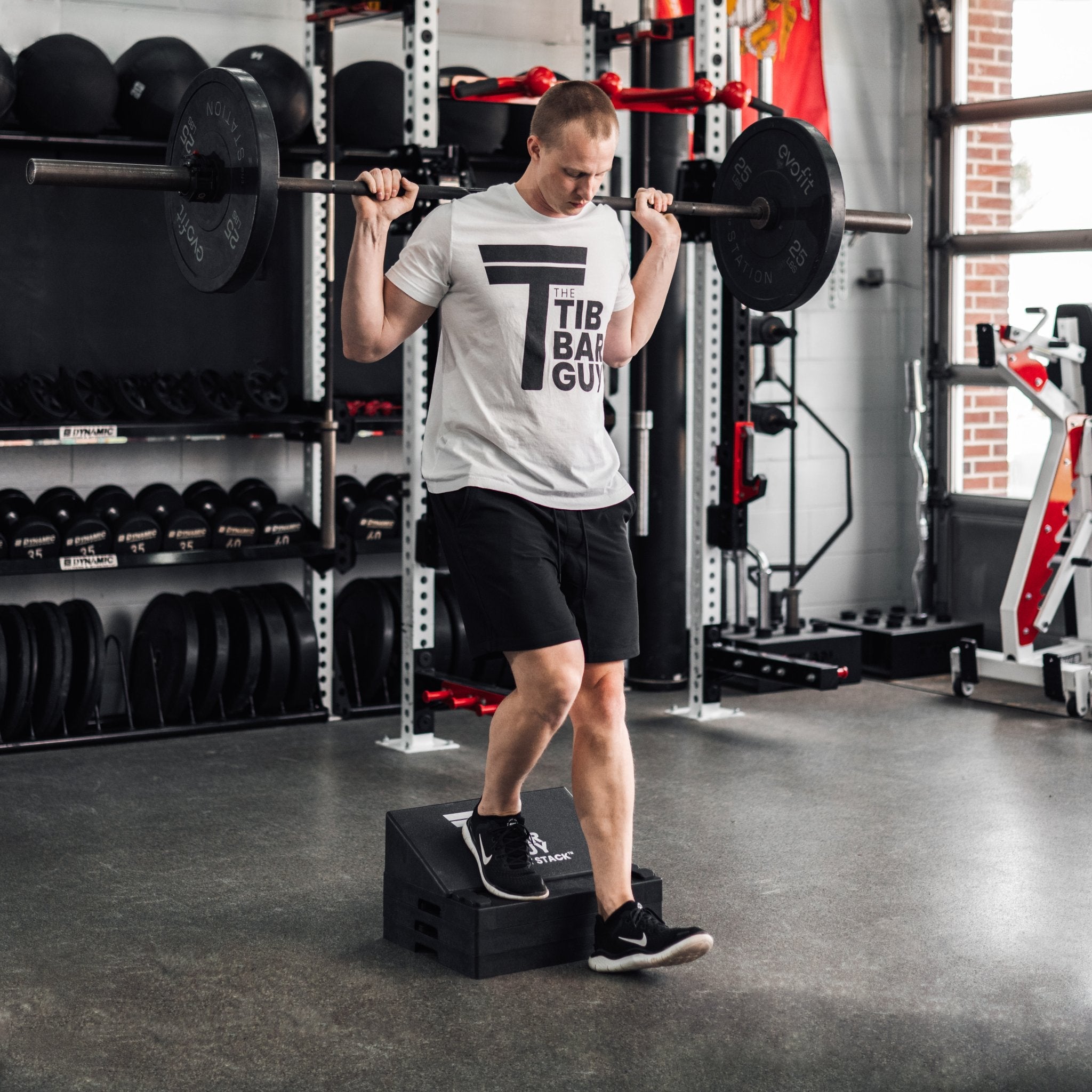 A Man Using The Slant Stack | The Tib Bar Guy