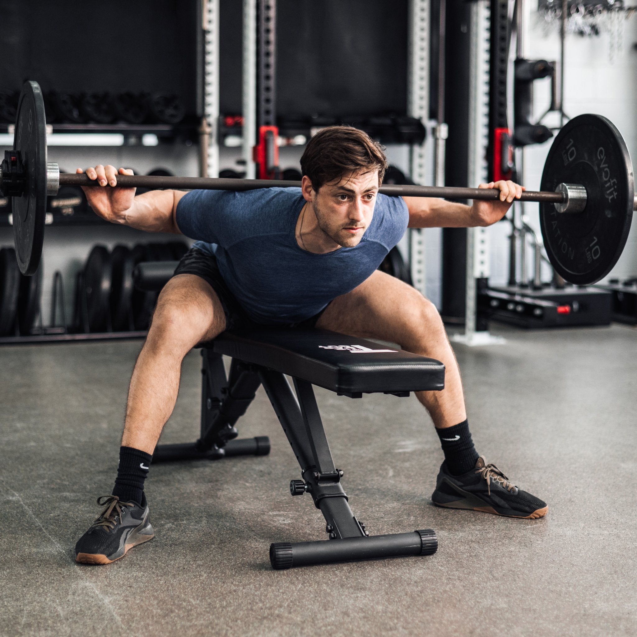 Weight bench with discount squat